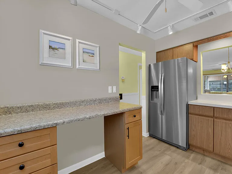 6815 Sandtrap Dr — Photo 8