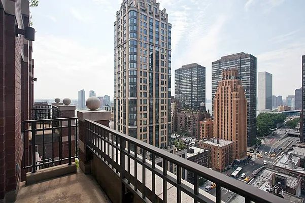 Rented by Town Residential | media 14