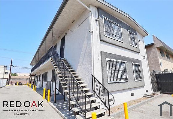 2nd image of 703 W 79th St APT 4
