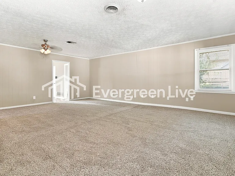 324 Carol Villa Dr — Photo 6