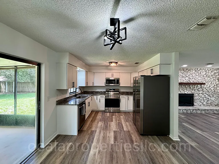 3380 NE 44th Pl — Photo 12