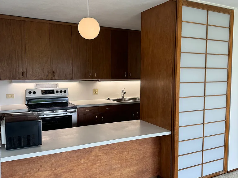 1511 Nuuanu Ave #1128 — Photo 7