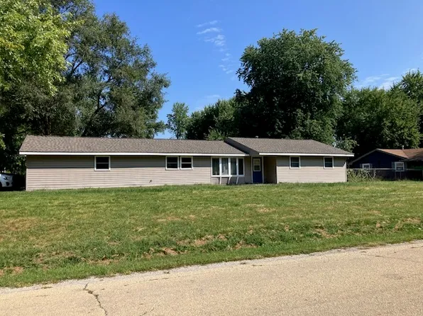 320 Bass St, Wilmington, IL 60481