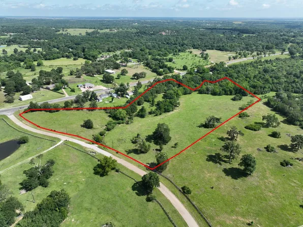 8566 Equestrian Ln, Washington, TX 77880