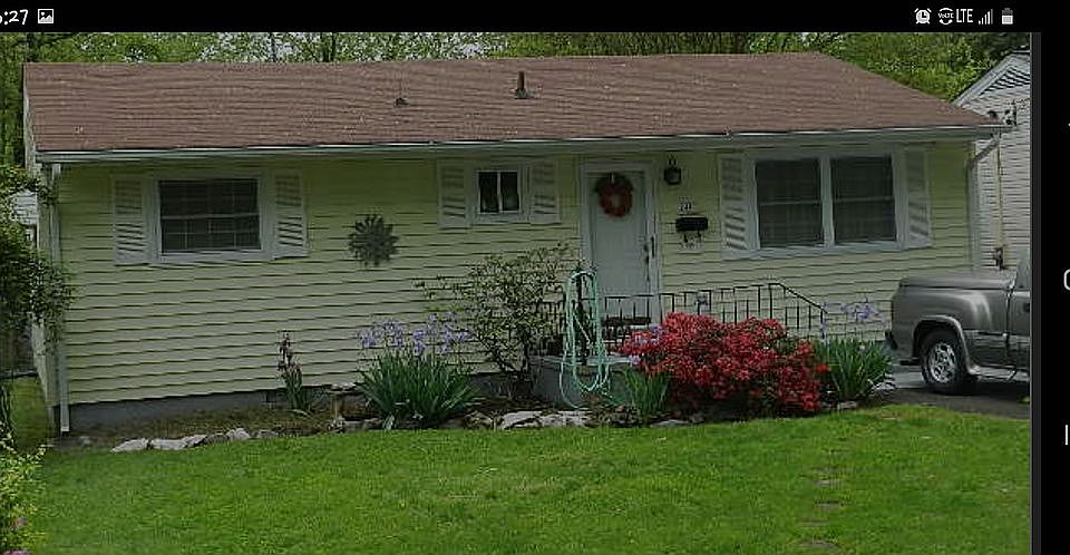 1st image of 2411 Chicago Ave