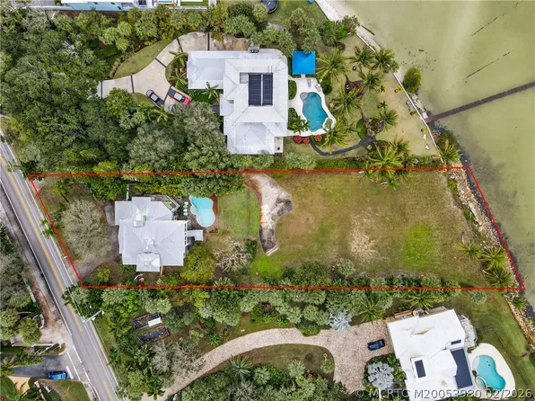 94 N Sewalls Point Rd, Sewalls Pt, FL 34996