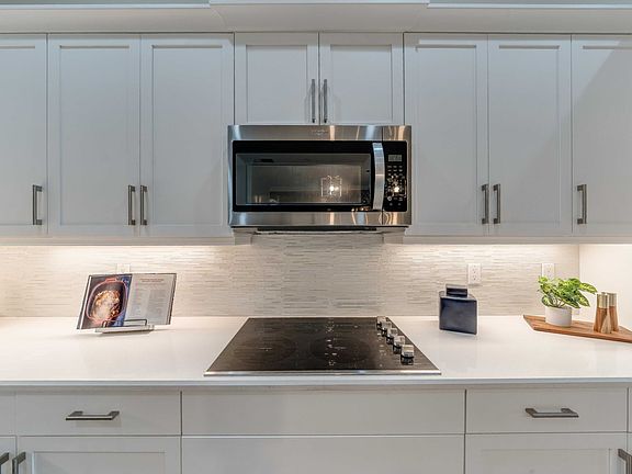 Kitchen Detail Lucida Model