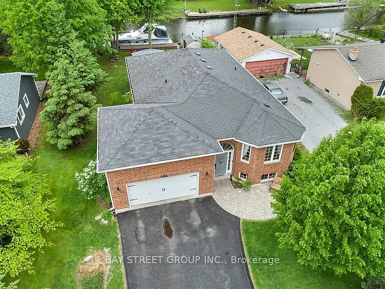 722 A Lake Dr S — Photo 38