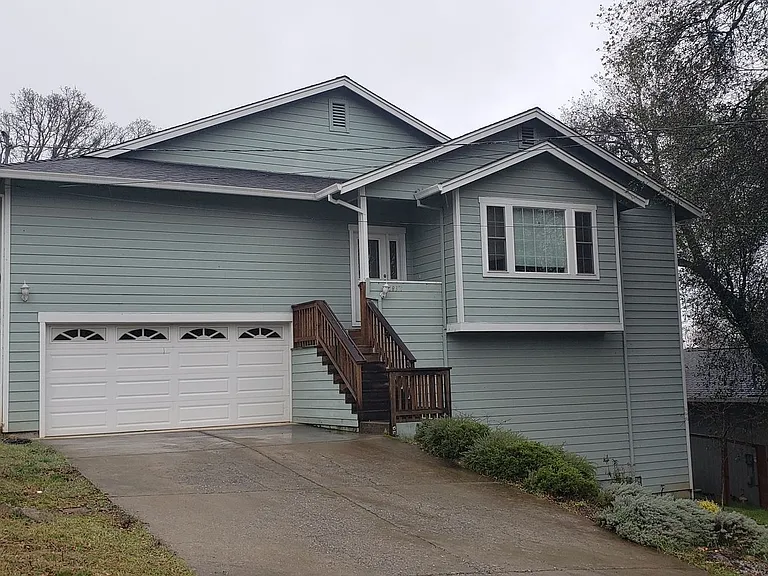 18371 Deer Hill Rd — Photo 1