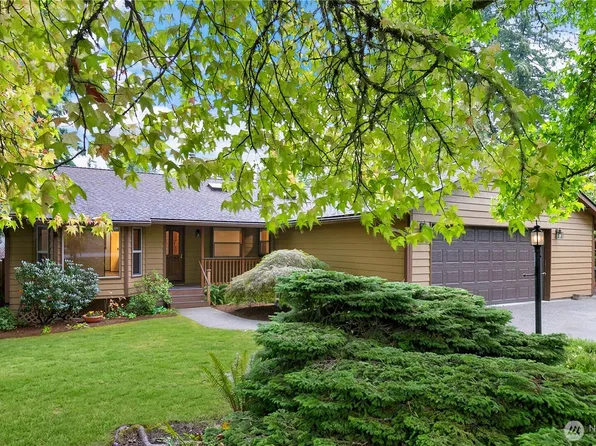 1705 Medallion Loop NW, Olympia, WA 98502