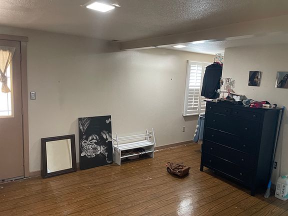 4th image of 2306 Carlsbad Ave