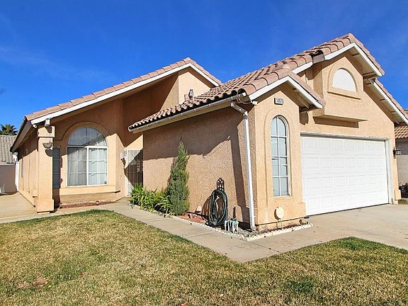5th image of 14978 Brown Ln