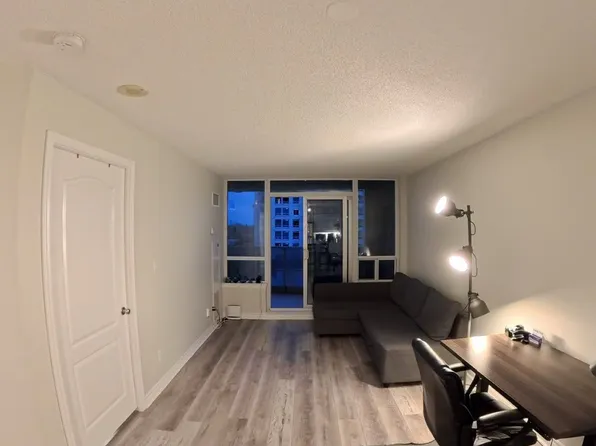 2 Rean Dr #710, Toronto, ON M2K 3B8