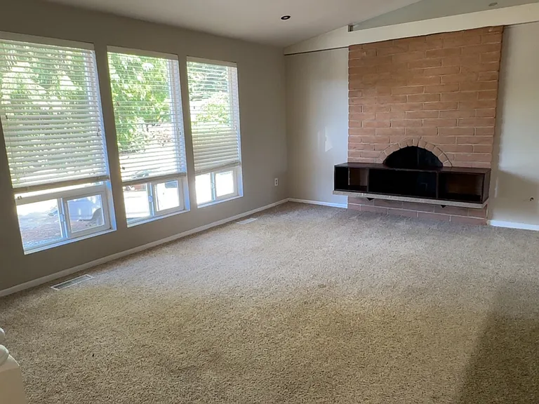 3418 201st Pl SW — Photo 3
