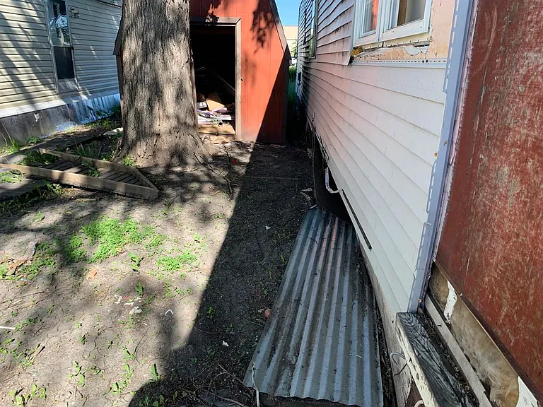 605 Countryside Trailer Ct S — Photo 9