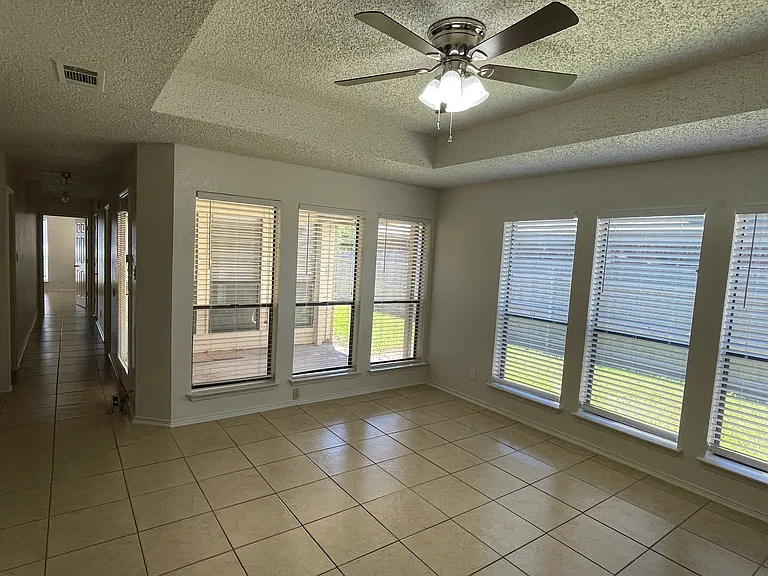 Living room 2
