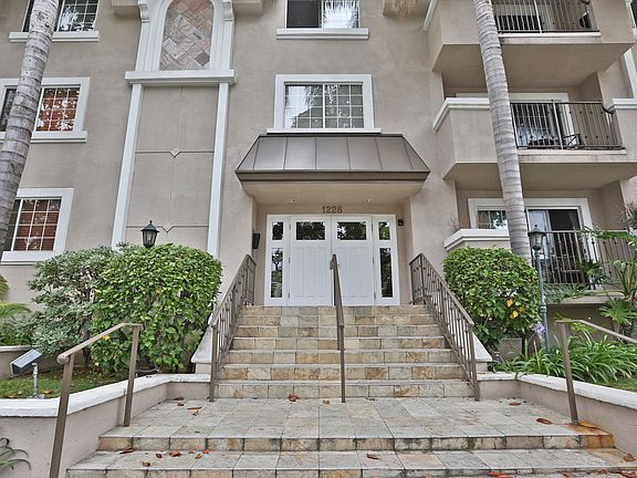 2nd image of 1228 14th St APT 308
