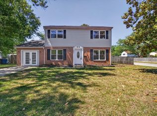 341 Malden Ln, Newport News, VA 23602