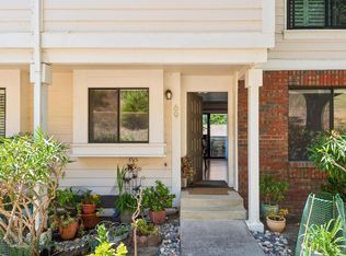 69 Village Circle, San Rafael, CA 94903