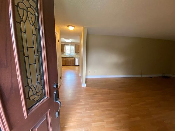 5th image of 4104 126th Pl NE