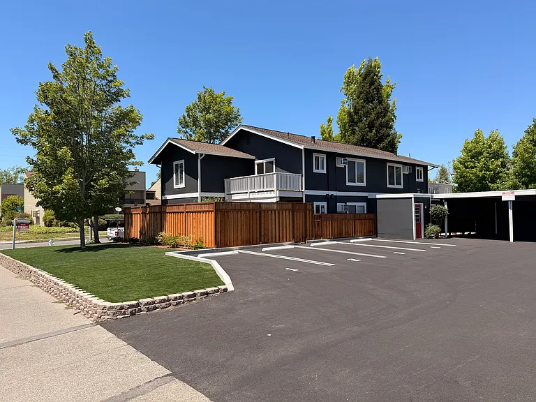 2304 Maher Dr #2 — Photo 17