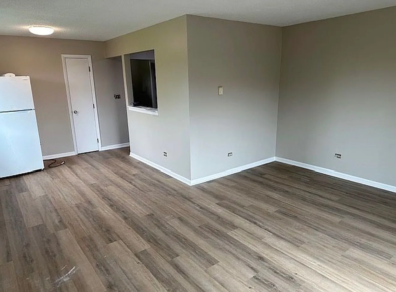 2 bed, 1.5 bath, 1100 sqft, $2,250 — Photo 2