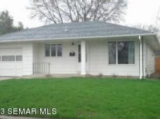 210 15th Ave SE, Rochester, MN 55904