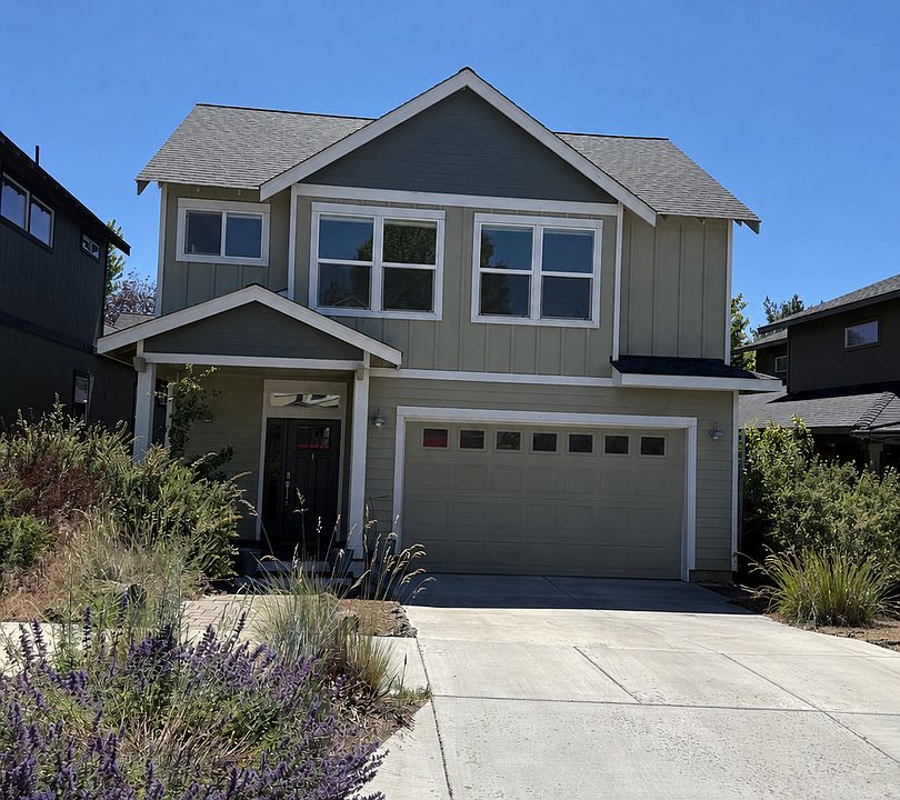 1st image of 20747 NE Angora Ct