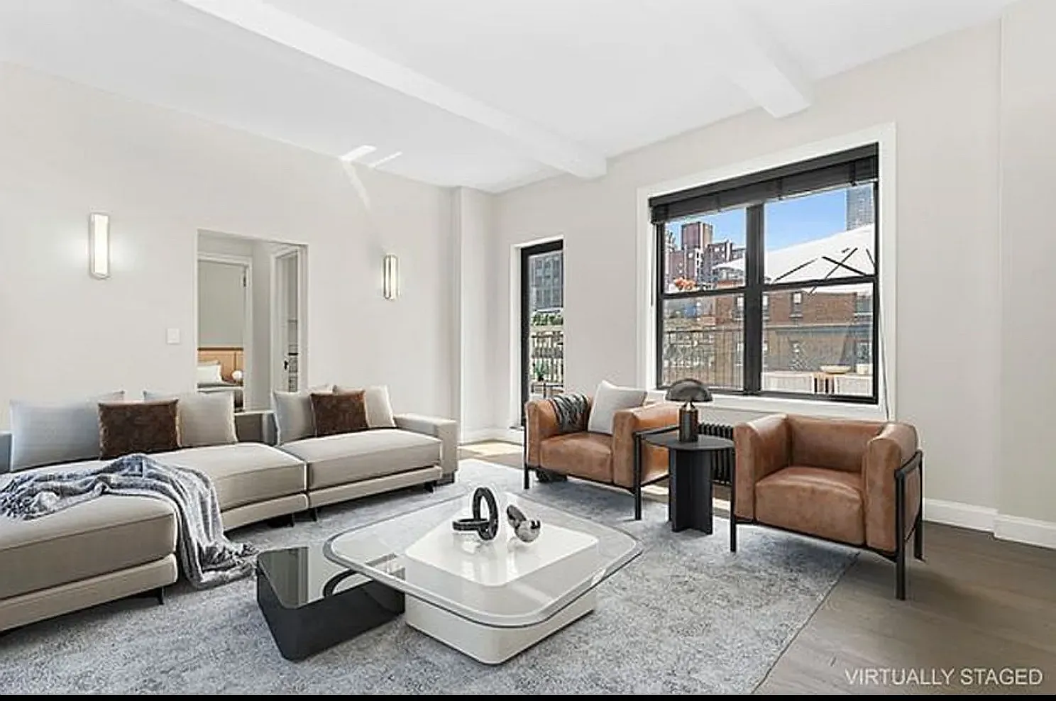 321 East 54th Street — Photo 2