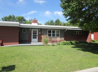 124 8th Ave NE, Elbow Lake, MN 56531