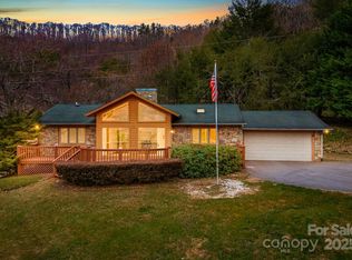 111 S Valley View Dr, Mars Hill, NC 28754