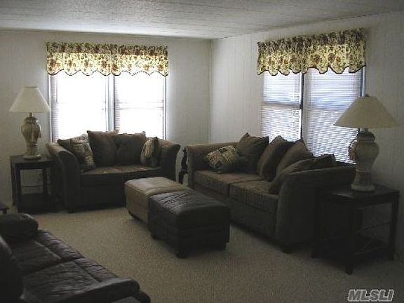 5th image of 525 Riverleigh Ave Unit 187