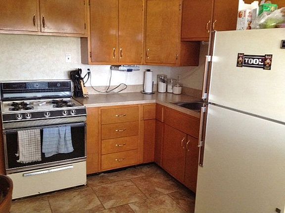 4th image of 4030 Mount Vernon Dr