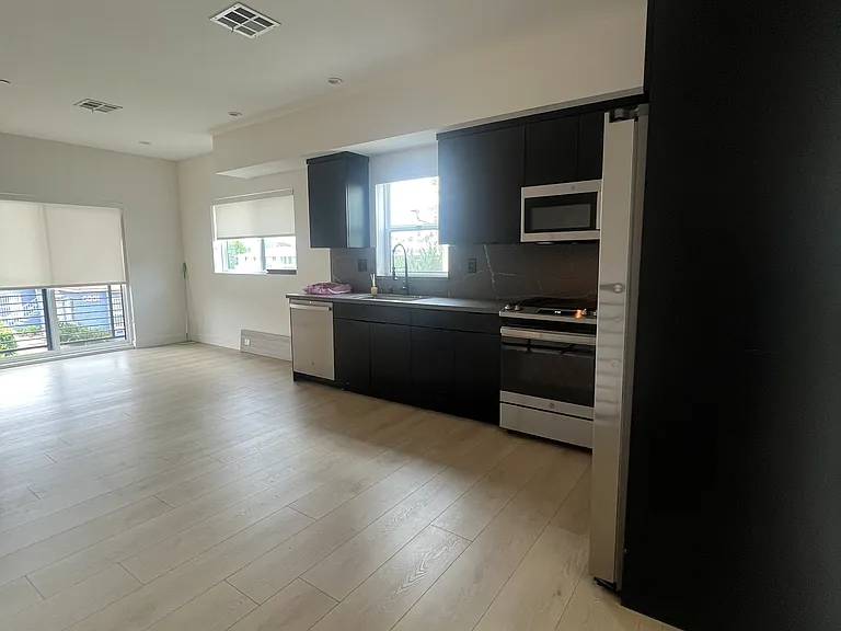 6006 Comey Ave — Photo 27