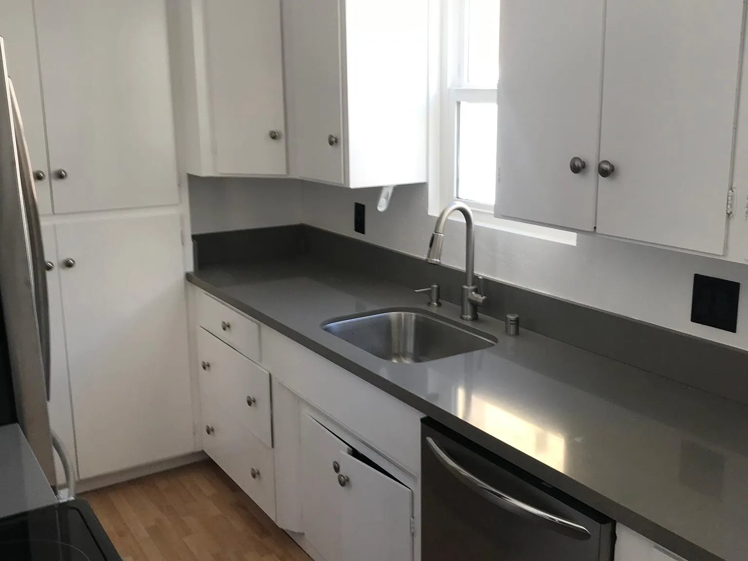 4075 Brant St — Photo 3