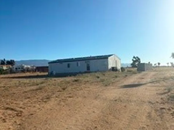 11878 Pacific Rd, Phelan, CA 92371