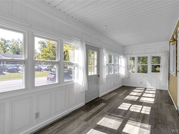 5th image of 6436 Webster Rd