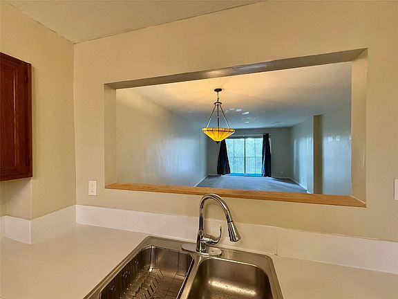 5th image of 1200 NW 87th Avenue #515