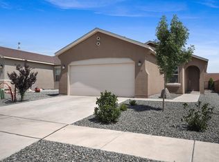 2877 Cambridge Ave, Rio Rancho, NM 87144