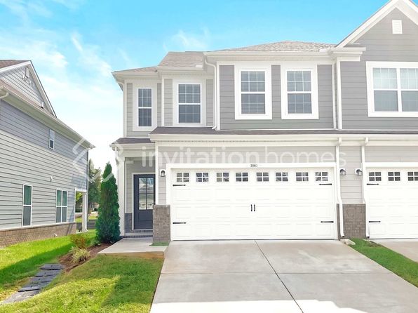 1061 Legacy Ct