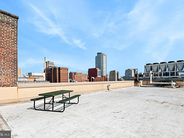 1018 Spruce St #1M — Photo 20
