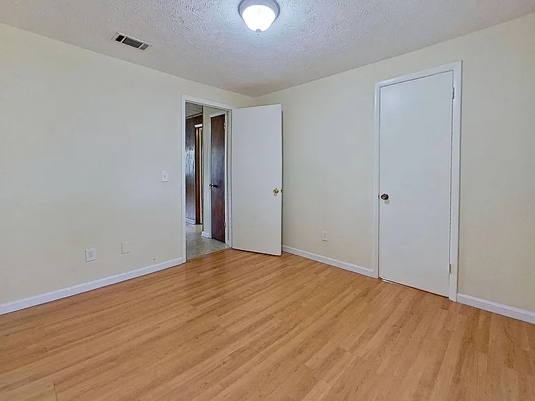 8311 Santman Ct — Photo 13