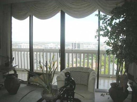 5th image of 2000 Island Blvd APT 2906