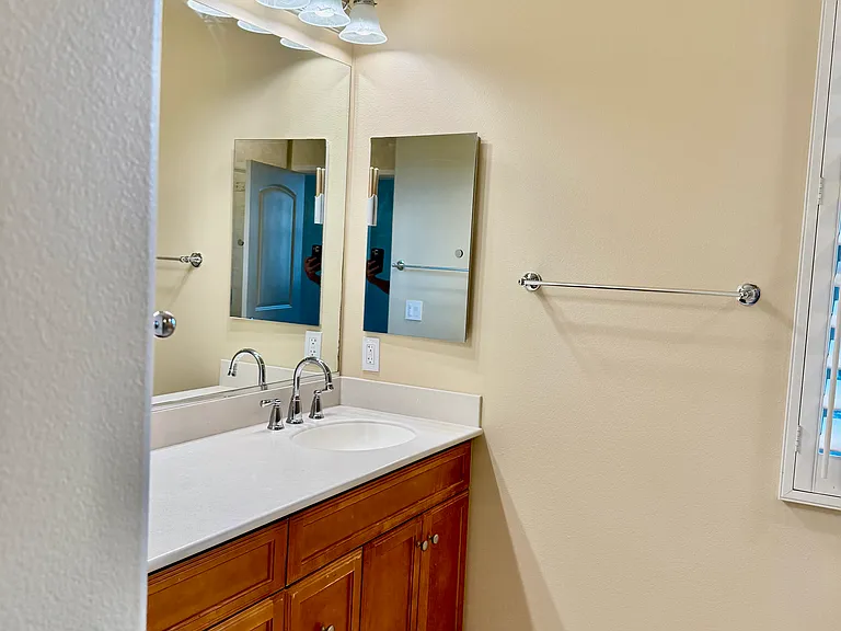 2903 W Edinger Ave — Photo 27