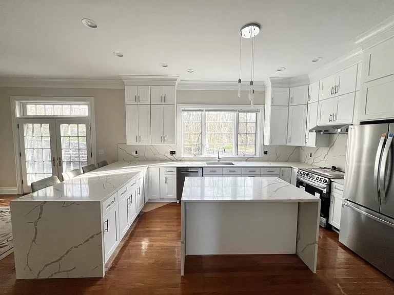18 W Haviland Ln — Photo 6
