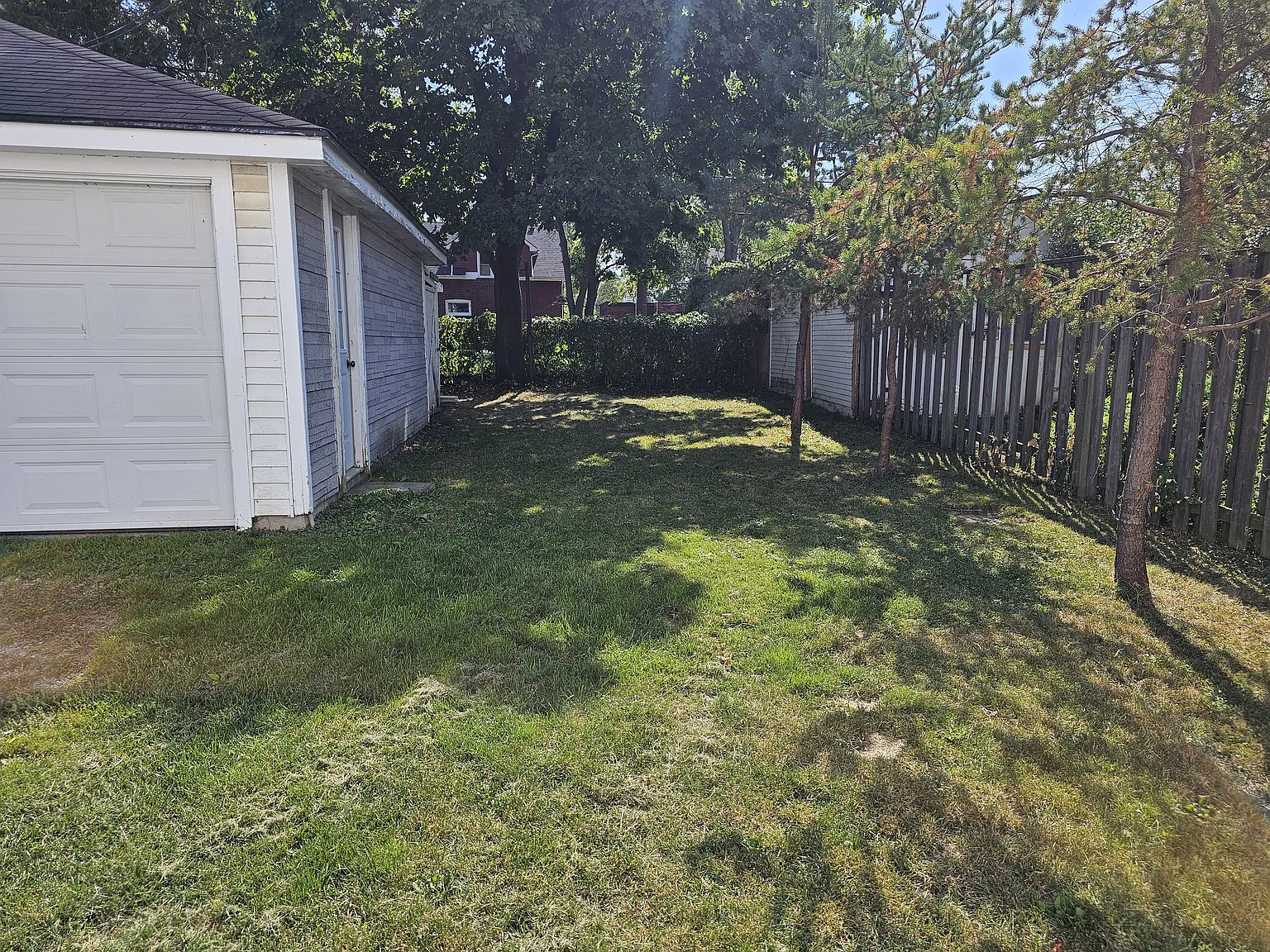 227 Bowen Road — Photo 2