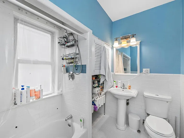 28 Magnolia St #1 — Photo 7