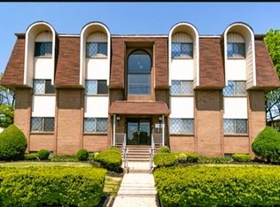 1150-1190 W Saint George Ave #A-12, Linden, NJ 07036