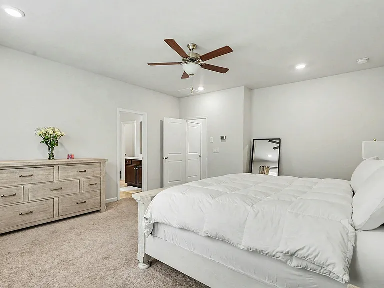 170 Glen Abbey Cir — Photo 18