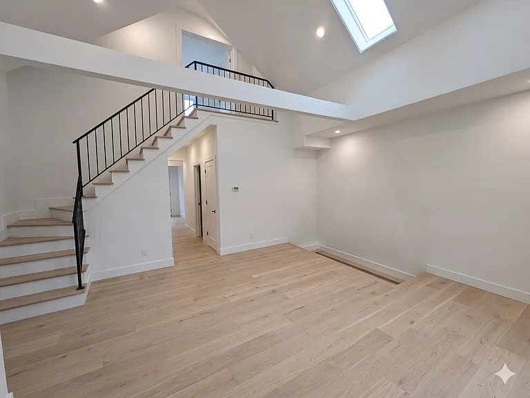 1835 N Bissell St #3F — Photo 2